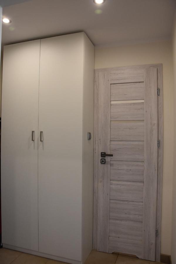 Apartament Centrum - Aleja Swietego Jana Pawla II โควอบเซก ภายนอก รูปภาพ